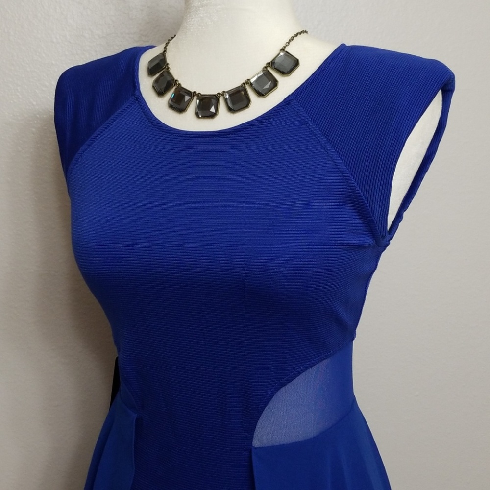🆕️BeBe Dress - Picture 8 of 8